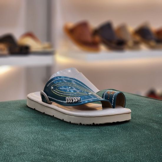 صورة زبيري وطني مطرز مديل و29